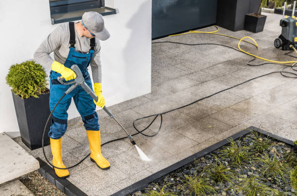 Why Choose Our Certified Pressure Washing Experts for Your Project Needs in Sibley, IA?